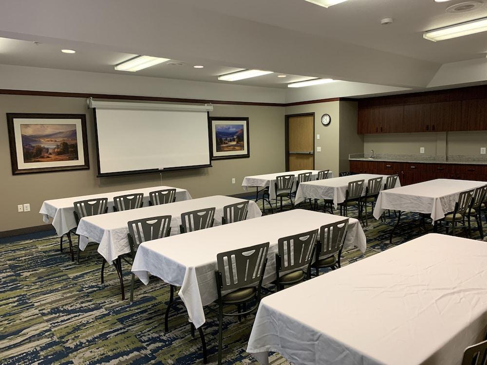 Western Brigham & Hotel 2*